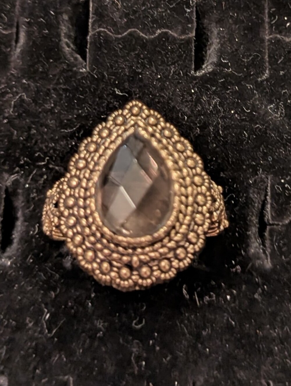 Barse Thailand Genuine Stone Teardrop Ring, Detailed Band Vintage New, Size 12
